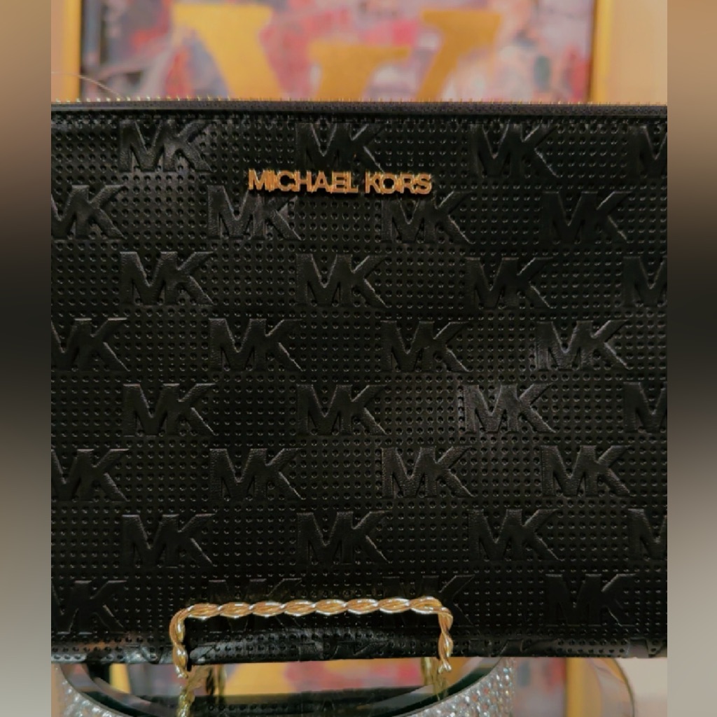 Nwt Michael Kors Women's Mk Jet Set Lg Zip Clutch Wrist-Let Wallet Leather Black
